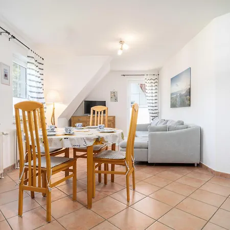 Abenteuer Zingst, Fw Kormoran 10 *