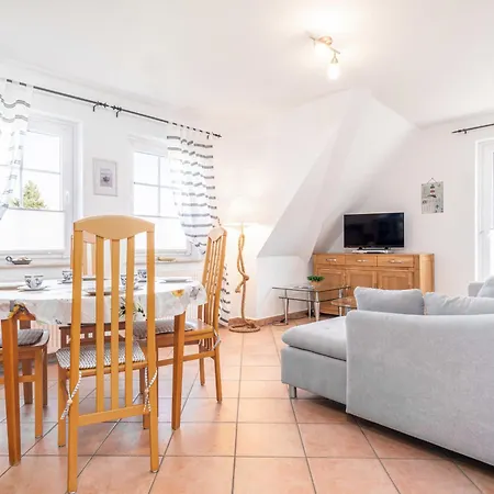 Apartment Abenteuer Zingst, Fw Kormoran 10 *